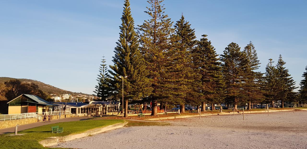 Park Avenue Holiday Units Олбані Екстер'єр фото